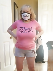 Hot granny MarieRocks changes in and out of clothes