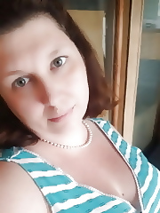 Dance Mom life ... waiting at the studio snapping pics  milf