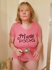 Hot grandmother sprays her pussy and cums in a wet t-shirt