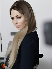 Moms pussy is sweeter than any dessert